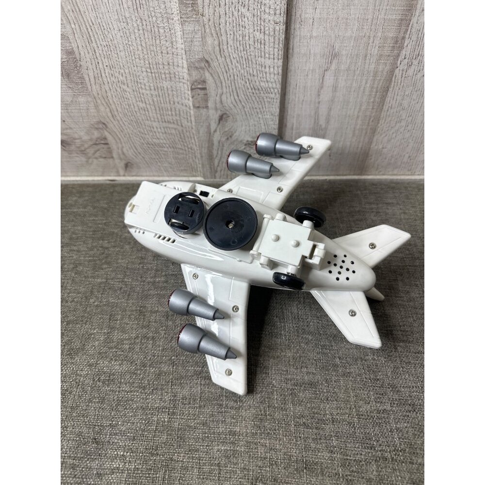 Vintage Sonic Jumbo Jet Toy Airplane With Lights & Sounds HK 627 White Blue - Picture 5 of 9